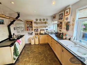 Photo 7- click for photo gallery